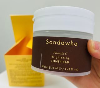 산다화 비타민씨 화이트닝 토너 패드 — 5점을 준 리뷰어가 2023년 9월 올린 사용 사진