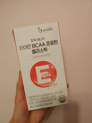 [인디닥터] 타이탄 BCAA 프로틴 젤리스틱 — 5점을 준 리뷰어가 2022년 5월 올린 사용 사진