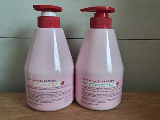 [과일나라] 피부가 마시는 딸기우유 바디클렌저&바디로션 — 5점을 준 리뷰어가 2022년 9월 올린 사용 사진