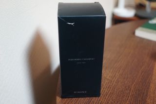 르핸스 퍼포밍 5 샴푸 비반트 포렛/베티버 포그 — 5점을 준 리뷰어가 2022년 12월 올린 사용 사진