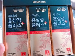 서울약사신협_투데이홍삼정플러스스틱_10g x 30포 — 5점을 준 리뷰어가 2021년 5월 올린 사용 사진