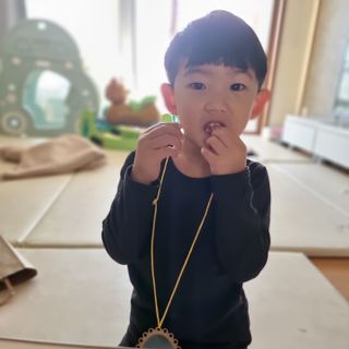 앙팡 츄어블 비타민D 1000 IU 130mg x 90정 — 4점을 준 리뷰어가 2023년 1월 올린 사용 사진