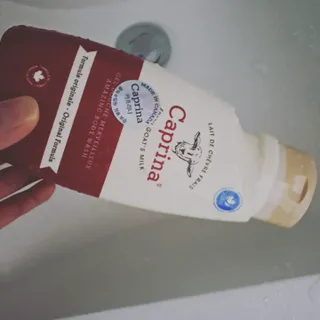 카프리나 프레쉬 산양밀크 어메이징 바디워시 500ml (오리지널향) — 5점을 준 리뷰어가 2023년 6월 올린 사용 사진