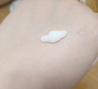 에스트라 아토베리어365 하이드로 수딩크림 — 5점을 준 리뷰어가 2022년 6월 올린 사용 사진