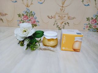 [후르디아] 미백 기능성 감귤 브라이트닝 크림 — 5점을 준 리뷰어가 2021년 4월 올린 사용 사진