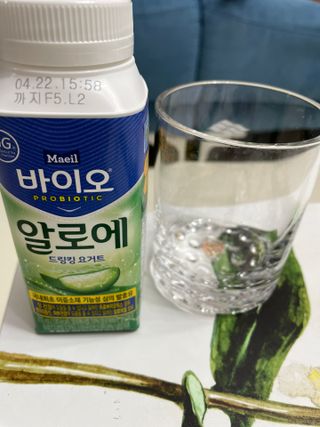 LIVE 매일바이오 알로에 드링킹 요거트 — 5점을 준 리뷰어가 2022년 4월 올린 사용 사진