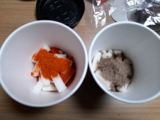 유비쿡 컵떡볶이 매운컵떡볶이2개/ 짜장컵떡볶이 2개  총 4개세트 — 5점을 준 리뷰어가 2021년 2월 올린 사용 사진