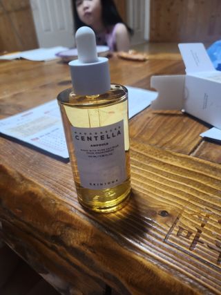 [스킨1004] 마다가스카르 센텔라 앰플 100ml — 5점을 준 리뷰어가 2024년 5월 올린 사용 사진