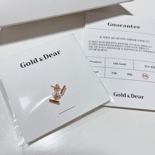 [골드앤디어]14k 미니 스틱 바 귀걸이_3color — 4.5점을 준 리뷰어가 2021년 6월 올린 사용 사진