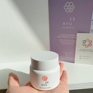 AYU25[아유트웬티파이브]다마스크로즈워터 베이스 천연 수분 촉촉 크림 — 5점을 준 리뷰어가 2021년 3월 올린 사용 사진
