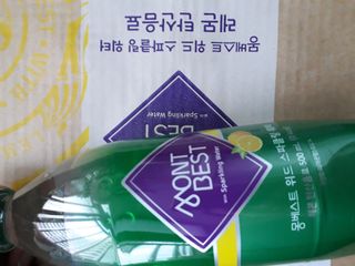 몽베스트 Montbest with Sparkling water Lemon OR Lime 20병(랜덤) — 4점을 준 리뷰어가 2021년 10월 올린 사용 사진