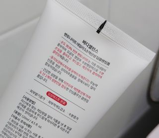 바디셀런스 벤토나이트 데일리 약산성 딥클렌징폼 120ml — 5점을 준 리뷰어가 2021년 12월 올린 사용 사진