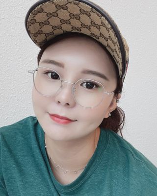 뷰맵  풀티타늄 초경량 9g 모던 판토 YOURS VM1024 SLV — 5점을 준 리뷰어가 2021년 9월 올린 사용 사진