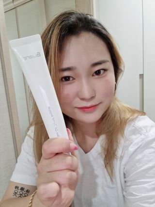 브에노 스킨셀 더마 앰플 — 4.5점을 준 리뷰어가 2021년 6월 올린 사용 사진
