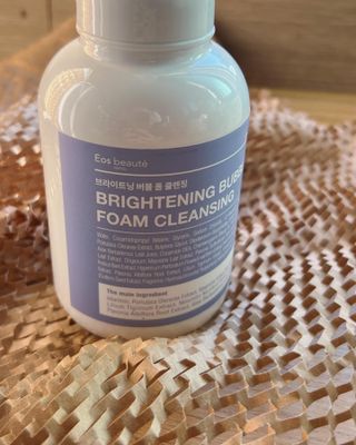 약손명가코스메틱 에오스보떼 브라이트닝 버블 폼 클렌징 300ml — 5점을 준 리뷰어가 2022년 2월 올린 사용 사진