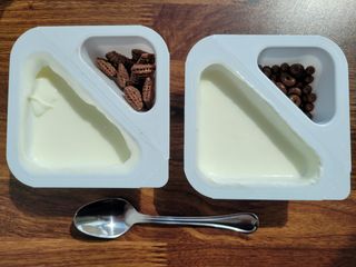 매일바이오 토핑요거트 — 4점을 준 리뷰어가 2021년 5월 올린 사용 사진
