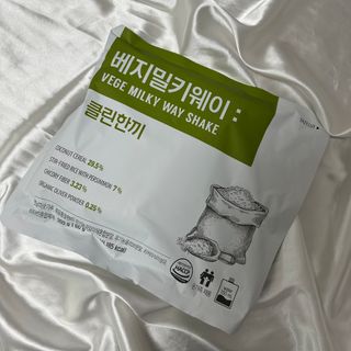 클린24시간  클린한끼 쉐이크 1세트 (5개) — 5점을 준 리뷰어가 2023년 8월 올린 사용 사진