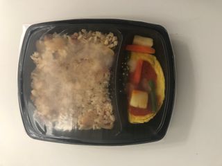 직탁 식단관리 3종 도시락(꼬막 듬뿍 곤드레비빔밥, 알리오올리오 불고기오믈렛, 매콤쭈꾸미 시래기유채밥) — 5점을 준 리뷰어가 2022년 6월 올린 사용 사진