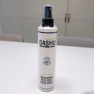 다슈코리아 다슈 포 맨 프리미엄 메가 홀드 슈퍼 스프레이 250ml — 5점을 준 리뷰어가 2021년 4월 올린 사용 사진
