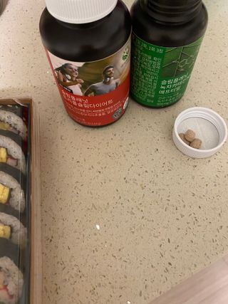 슬림플래닛 녹차카테킨 500mg 애프터밀 — 4.5점을 준 리뷰어가 2021년 3월 올린 사용 사진