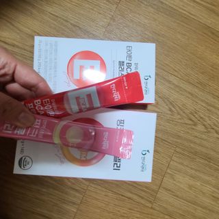 인디닥터 면역 생생 핑크 이뮨 젤리 + 타이탄 BCAA 프로틴 젤리스틱 — 5점을 준 리뷰어가 2022년 7월 올린 사용 사진