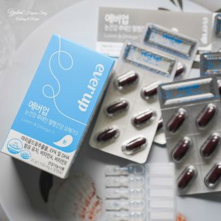 [몸엔용] 에버업 멀티비타민&미네랄, 눈건강 루테인 혈행건강 오메가3, 면역 프로바이오틱스 3종 택1 — 5점을 준 리뷰어가 2022년 5월 올린 사용 사진