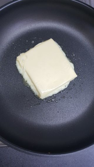 앙투어솔레 아일랜드 구워먹는 치즈 100 자연 치즈 와인안주 300g(100g x 3팩) — 5점을 준 리뷰어가 2022년 9월 올린 사용 사진