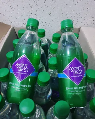 몽베스트 Montbest with Sparkling water Plain 20병 — 5점을 준 리뷰어가 2022년 5월 올린 사용 사진