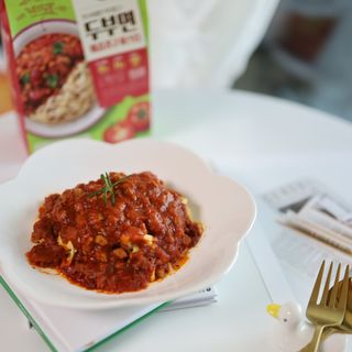 [풀무원] 식물성 저당질식 세트, 두부면 매콤라구파스타와 두부면 직화짜장 — 4.5점을 준 리뷰어가 2021년 3월 올린 사용 사진
