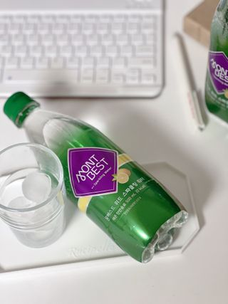 몽베스트 Montbest with Sparkling water Lemon OR Lime 20병(랜덤) — 5점을 준 리뷰어가 2022년 10월 올린 사용 사진