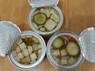 [제주피클] 수제피클 6종세트 (알싸, 달콤, 매콤, 새콤, 모듬, 아삭) — 4점을 준 리뷰어가 2022년 5월 올린 사용 사진