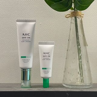 [AHC] 세이프온 에센스 선크림 올리브영 스페셜 증정 기획세트 — 4.5점을 준 리뷰어가 2022년 6월 올린 사용 사진
