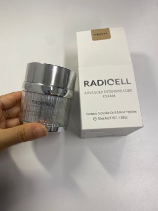 소담스퀘어 상암 라디셀 인텐시브 큐어 크림 50ml — 3.5점을 준 리뷰어가 2022년 11월 올린 사용 사진