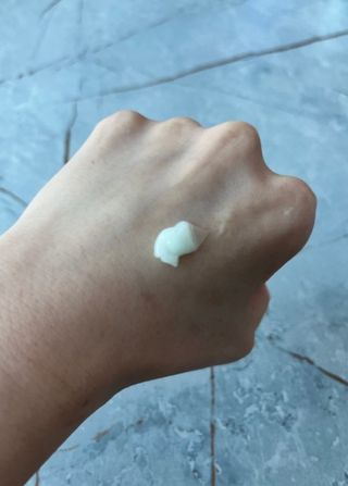 랑벨 랑바이오 블랙 시카 크림 50ml(블랙비 프로폴리스, 시카 4종, 판테놀 10 함유) — 5점을 준 리뷰어가 2022년 5월 올린 사용 사진