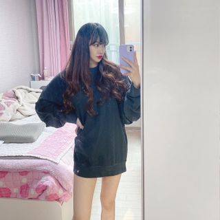 MAPLESYRUPFACTORY 메이플 피그먼트 맨투맨 8.COL — 5점을 준 리뷰어가 2023년 1월 올린 사용 사진