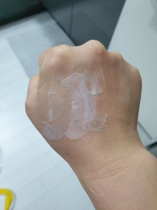 젠바이오 코스메틱스 젠바이오수딩크림]   가려운 피부 & 아토피 원픽 크림 — 4점을 준 리뷰어가 2022년 9월 올린 사용 사진