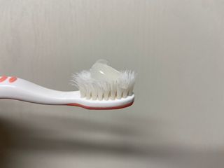 닥터데디스 안심불소 튼튼치약(청포도, 민트 중 택 1) 60g + 여행용 미니 치약 15g — 5점을 준 리뷰어가 2022년 12월 올린 사용 사진