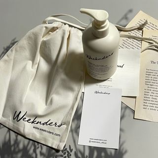 [위켄더스] 끈적임 없이 수분감을 채워주는 핸드& 바디로션 1종 랜덤발송 — 5점을 준 리뷰어가 2022년 4월 올린 사용 사진