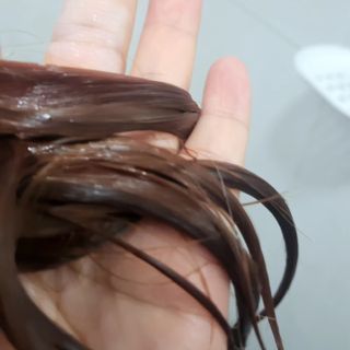 [유니프] 헤어 샤이니 핑크 컬러 트리트먼트 500g — 5점을 준 리뷰어가 2024년 1월 올린 사용 사진