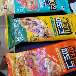 [푸딩팩토리] 싱글팩토리 피도그 100g x 3ea (불고기/콤비네이션/핫치킨) — 5점을 준 리뷰어가 2022년 9월 올린 사용 사진