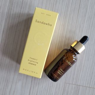 스킨큐어 산다화 비타민c 화이트닝 에센스 30ml — 5점을 준 리뷰어가 2023년 7월 올린 사용 사진