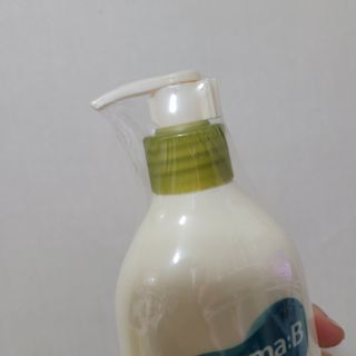 더마비 프레쉬 모이스처 바디 로션 — 5점을 준 리뷰어가 2021년 6월 올린 사용 사진