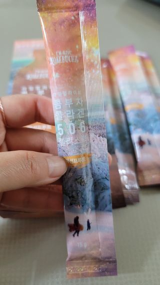 엘리샤코이 아임얼라이브 콤부차 콜라겐 506 스틱젤리 패션프루트 — 3점을 준 리뷰어가 2021년 6월 올린 사용 사진