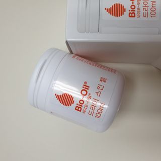 바이오오일 [바이오-오일] 드라이 스킨 젤 100ml — 5점을 준 리뷰어가 2021년 6월 올린 사용 사진