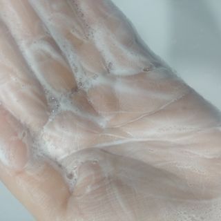[갸스비] 지성 남성을 위한 포어케어 클렌징폼 — 5점을 준 리뷰어가 2021년 10월 올린 사용 사진