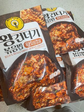 한성기업 무볼레 왕건더기 볶음밥 묵은지삼겹살 — 5점을 준 리뷰어가 2021년 10월 올린 사용 사진