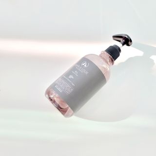 마리앤루이펫샴푸 [mari and louie pet shampoo] — 5점을 준 리뷰어가 2021년 6월 올린 사용 사진