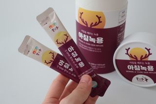 [몸엔용] 전국 이마트 런칭 신상, 아침을 깨우는 녹용 아침녹용 10g x 28포 — 5점을 준 리뷰어가 2021년 7월 올린 사용 사진
