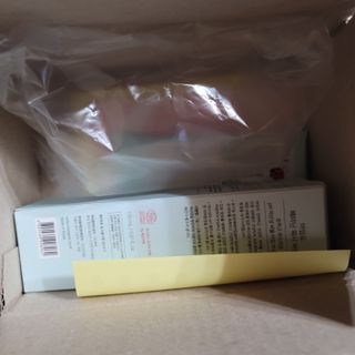 아임오 페미닌워시 150ML + 페미닌티슈6입 + 아임오스티커 + 쿠폰북 — 5점을 준 리뷰어가 2021년 10월 올린 사용 사진
