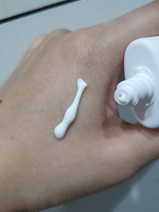 바노바기 코스메틱 바노바기 밀크씨슬 리페어 시카 선스크린 플러스 50ml — 5점을 준 리뷰어가 2023년 2월 올린 사용 사진
